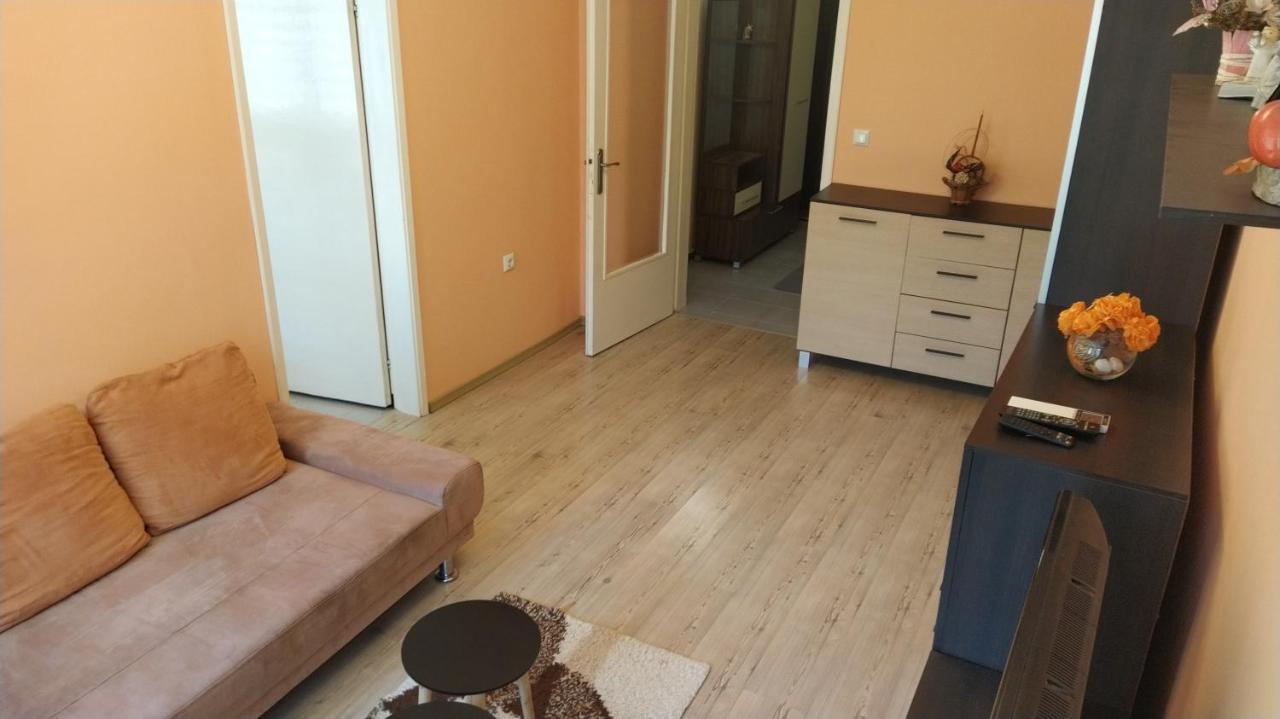 Apartment Levski Apart Burgas Exterior foto